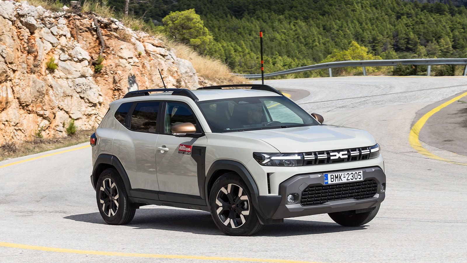 Dacia Duster. Πόσο καλό είναι σε εξοπλισμό άνεσης και ασφάλειας.